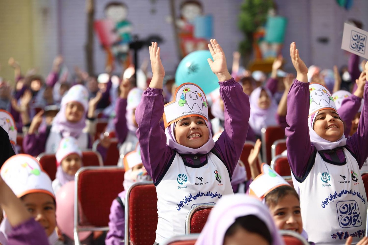 طرح ملی پیشگیری از پوسیدگی دندان دانشآموزان کشور آغاز شد