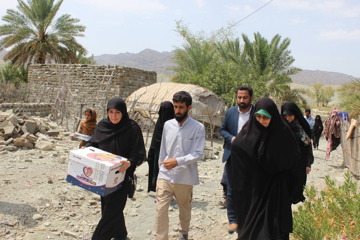 برگزاری پویش ملی لبخند مادری بنیاد ۱۵خرداد در روستای گِرَهوِن منطقه بشاگرد برگزاری پویش ملی لبخند مادری بنیاد ۱۵خرداد در روستای گِرَهوِن منطقه بشاگرد