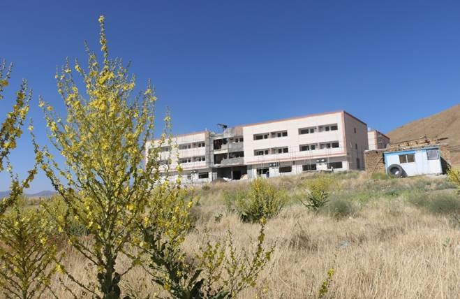 ساخت خوابگاه برای ۱۰۰۰ دختر دانشجو در غرب کشور